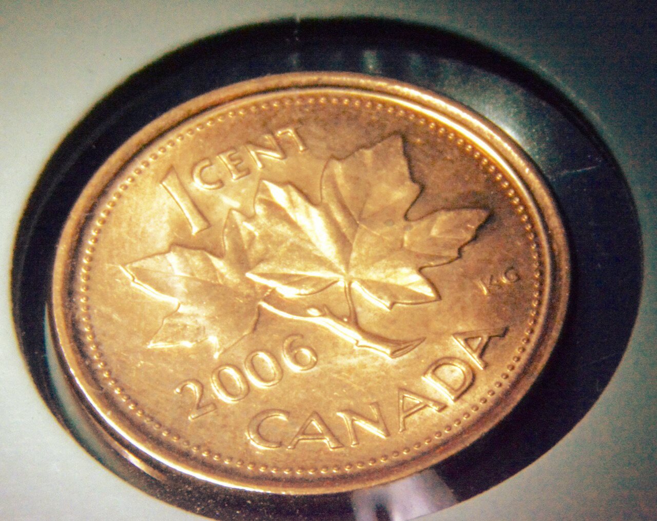 ,2006-Cent-Elizabeth-II-Error?-Please-Graid-&-Value?